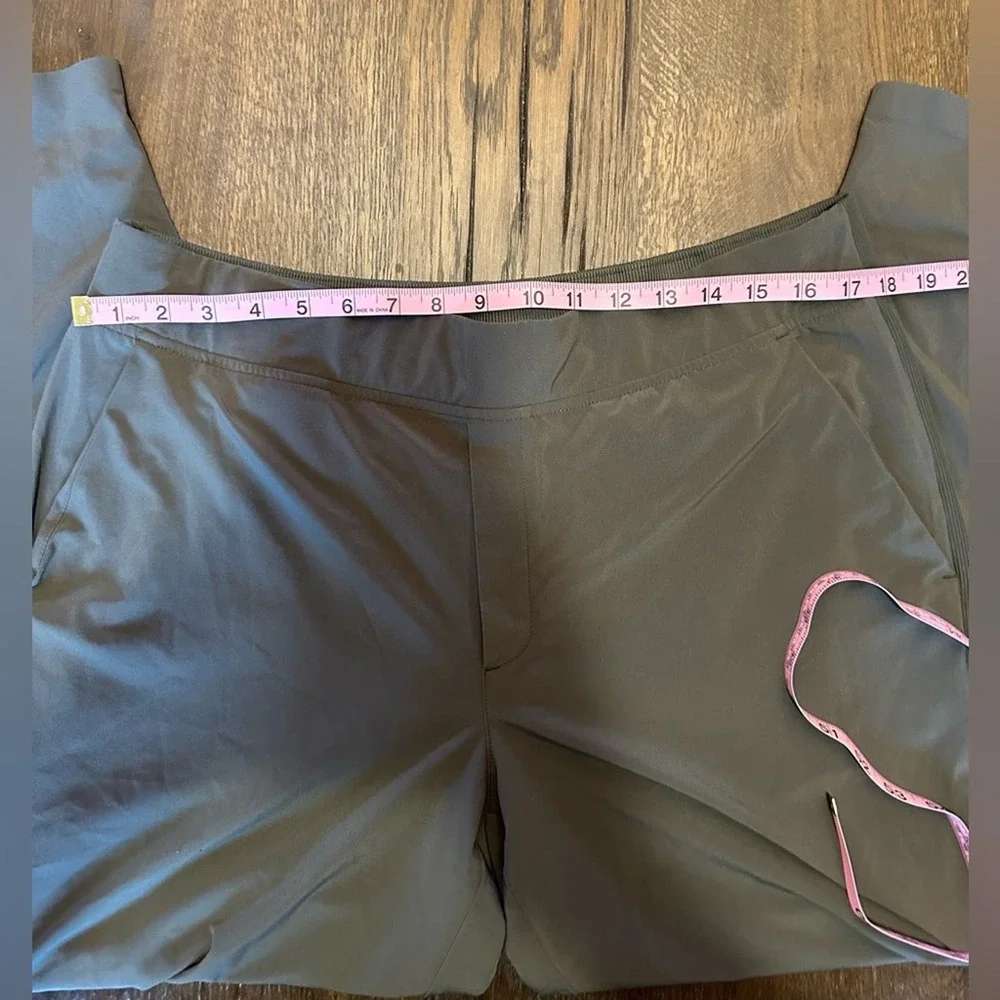 Athleta cropped brooklyn